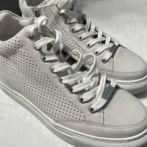 NWOT Jslides high tops